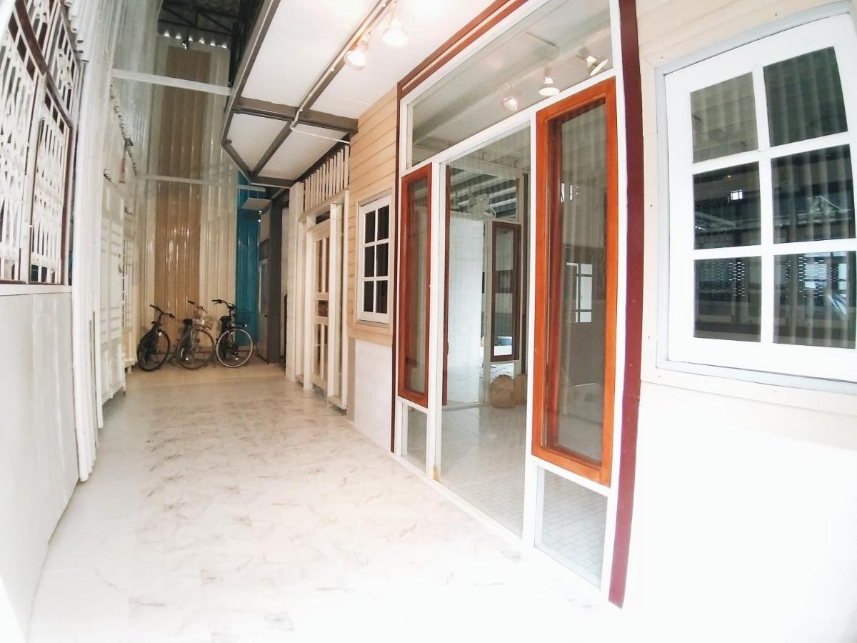 The Warehouse - Ayutthaya Apartment Exterior photo