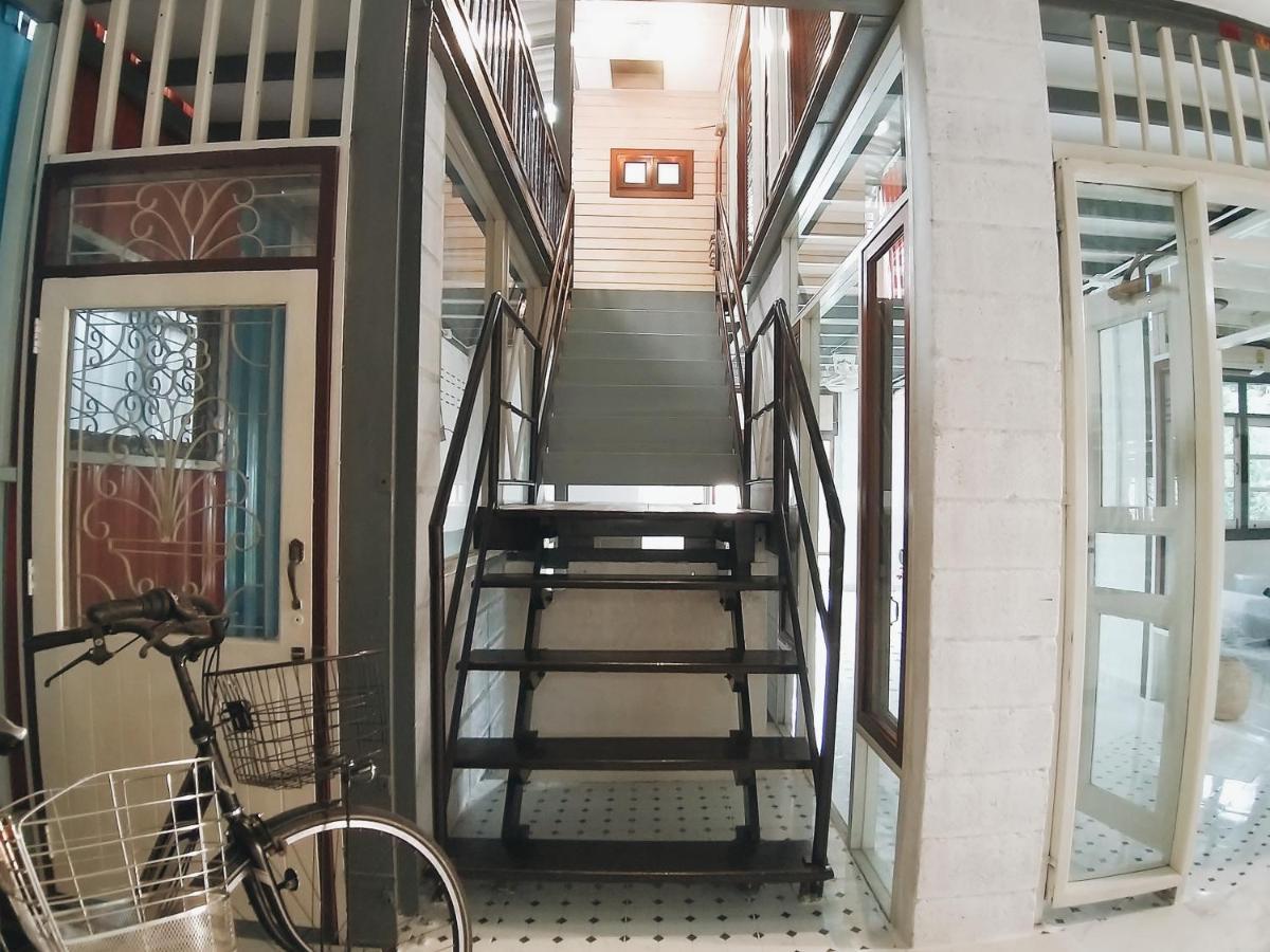 The Warehouse - Ayutthaya Apartment Exterior photo