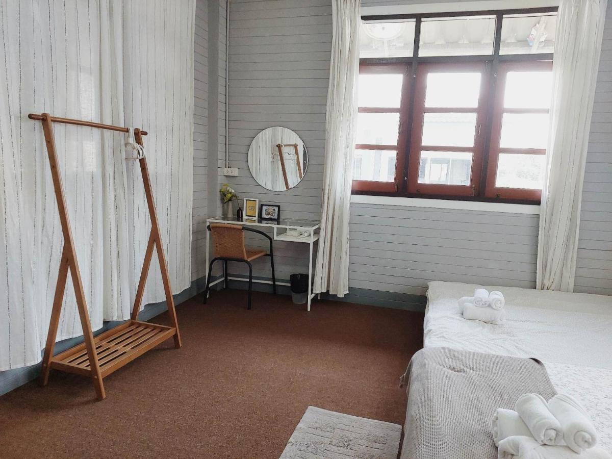 The Warehouse - Ayutthaya Apartment Exterior photo