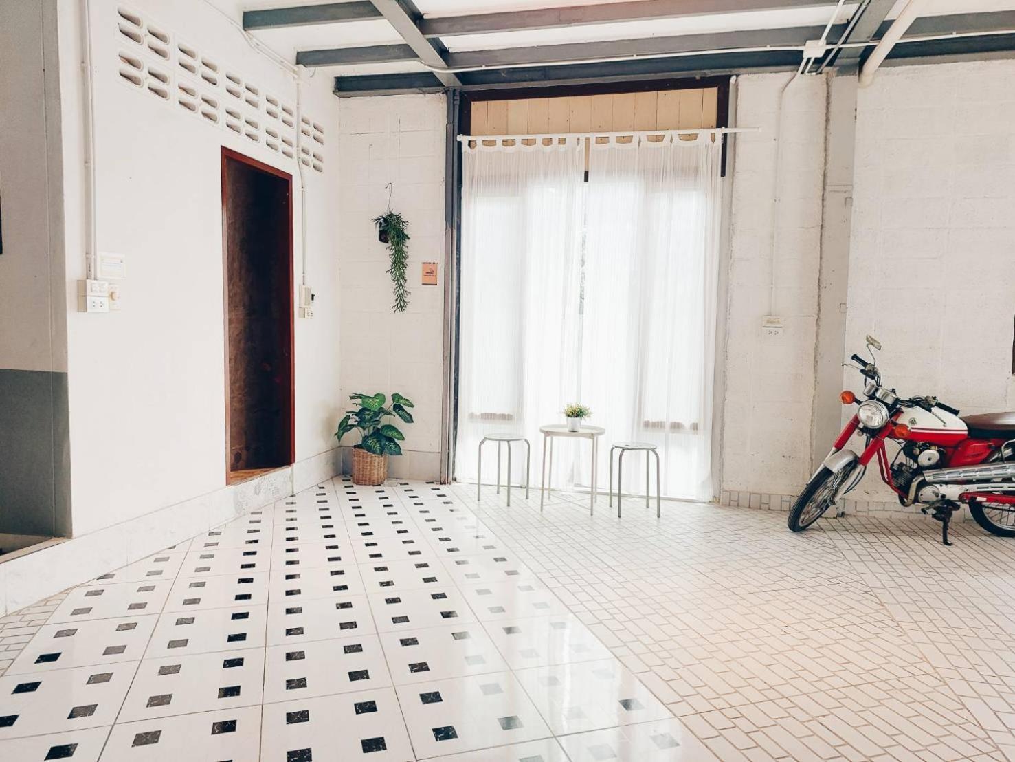 The Warehouse - Ayutthaya Apartment Exterior photo